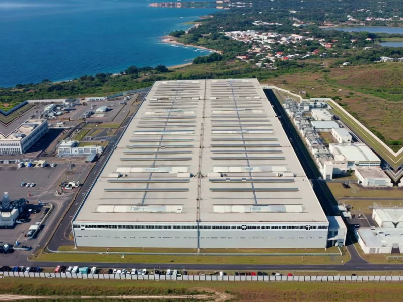 Indonesia's Strategic Data Center Play Near Singapore - According to Forbes, DCI Indonesia and Gallant Venture are jointly de